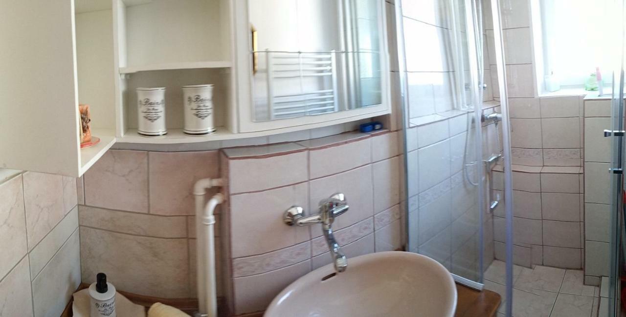 Vojnik Apartment Janja מראה חיצוני תמונה